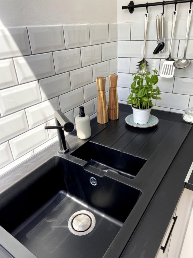 Wunderschoene Sanierte Wohnung Vor Den Toren Koelns エクステリア 写真