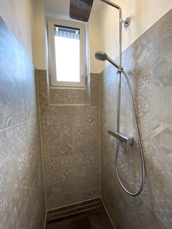 Wunderschoene Sanierte Wohnung Vor Den Toren Koelns エクステリア 写真